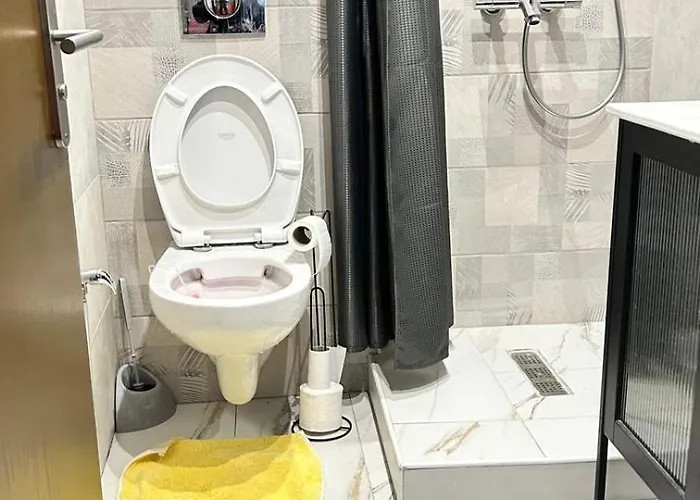 Privative Moderne Proche Gare De